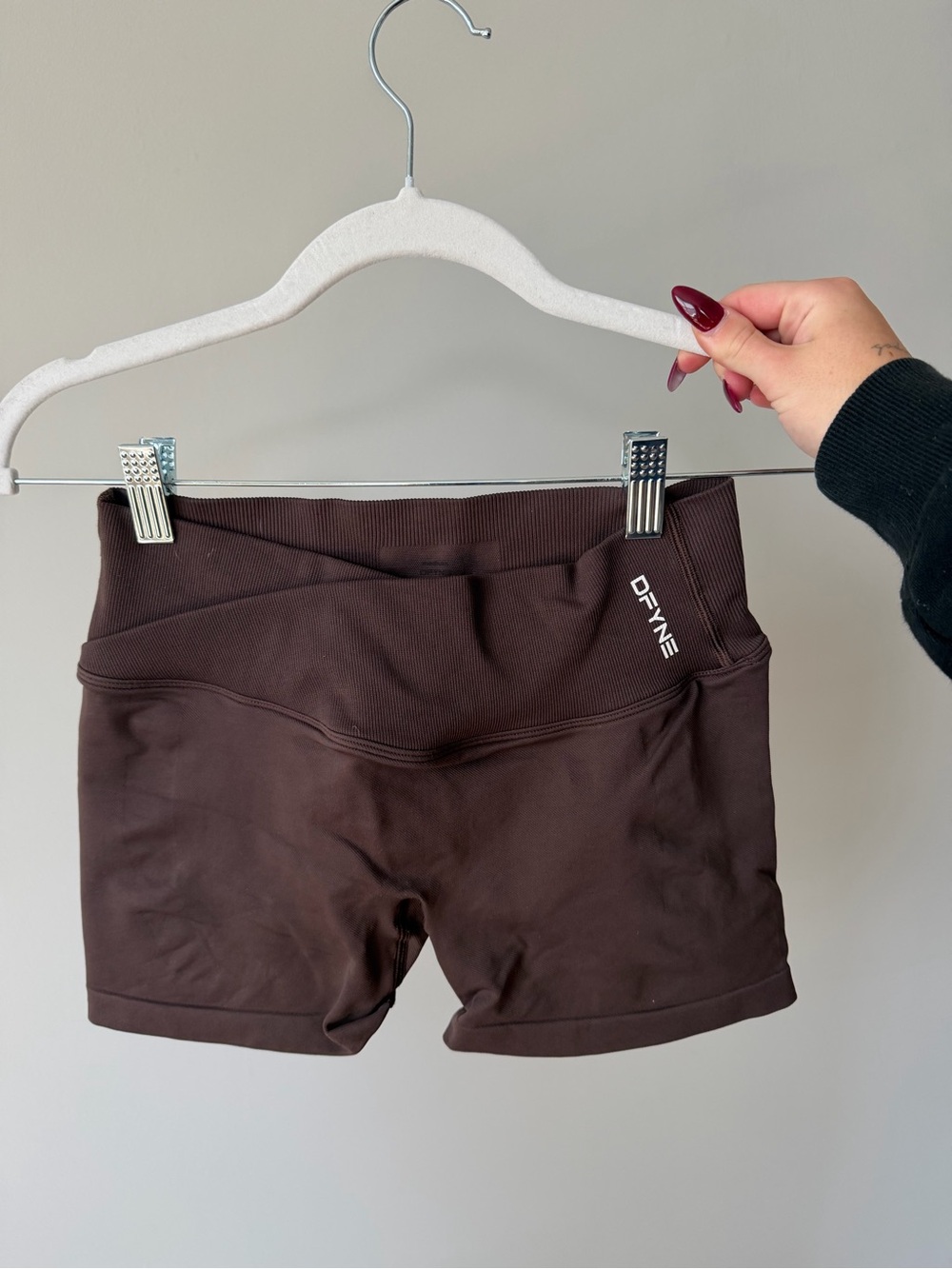 DFYNE Vision Shorts in Umber size medium